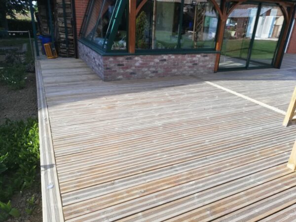 Lame de Terrasse Autoclave ossature masquée 27x150 mm en 4 m – Image 1